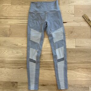 Alo Moto Leggings Size Small Light Grey